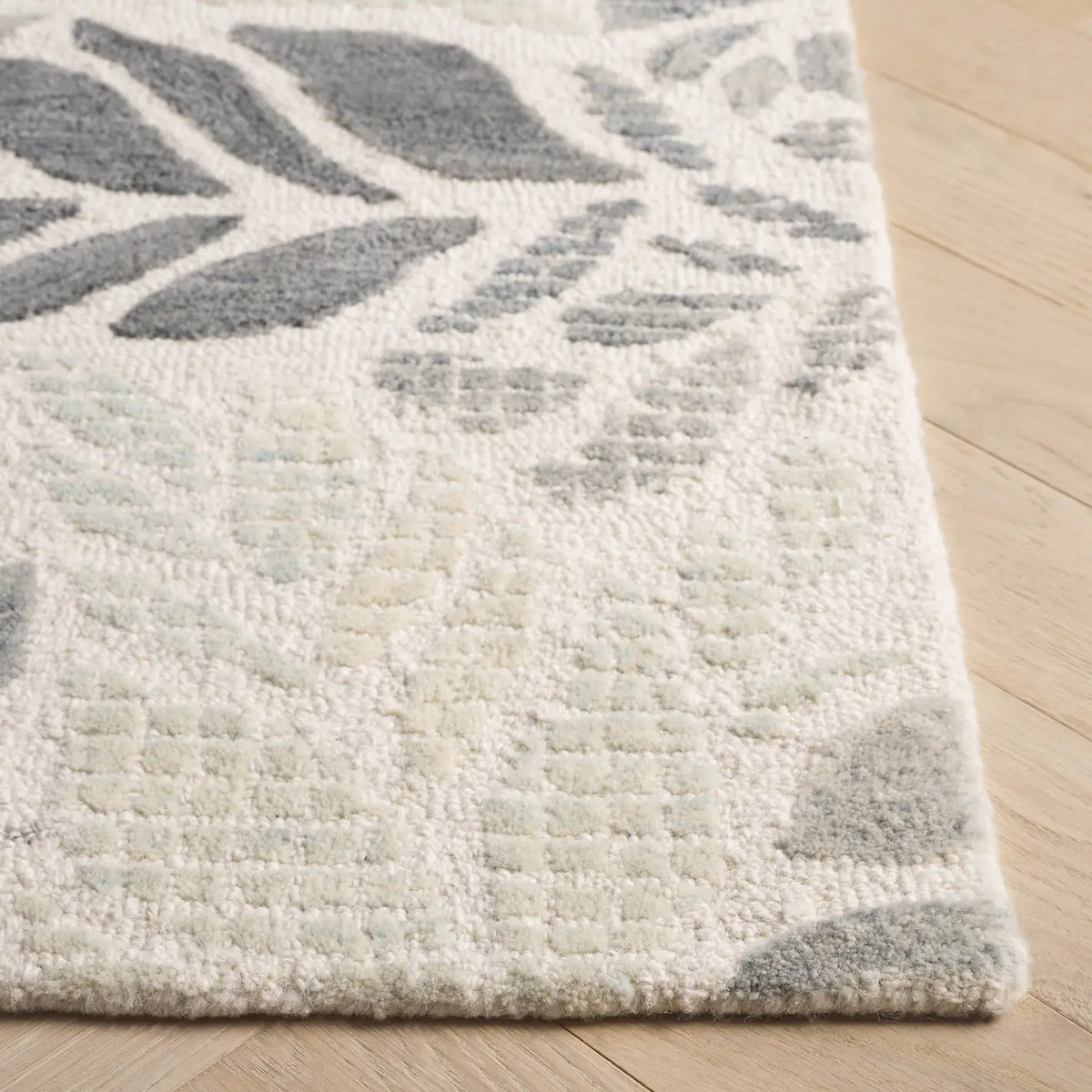 Safavieh Martha Stewart 300 4'-0" x 6'-0" Rug in Ivory / Grey