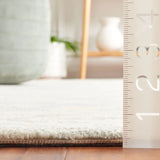 Safavieh Ebony 4'-0" x 6'-0" Rug in Ivory / Light Blue