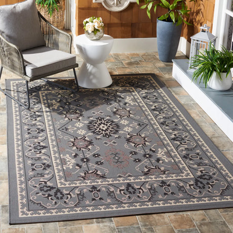 Safavieh Courtyard 5'-3" x 7'-7" Rug in Grey / Cream