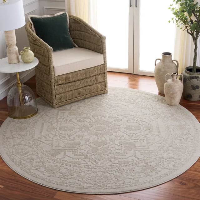 Safavieh Reflection 6'-7" x 6'-7" Rug in Ivory / White