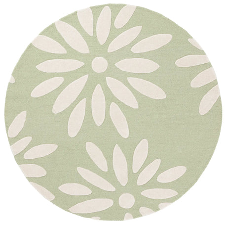 Safavieh Safavieh Kids 5'-0" x 5'-0" Rug in Sage / Ivory