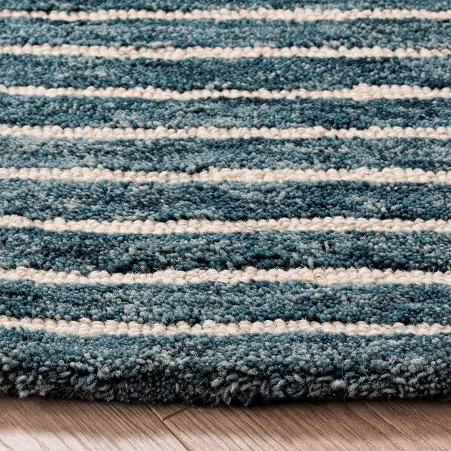 Safavieh Ebony 6'-0" x 6'-0" Rug in Blue