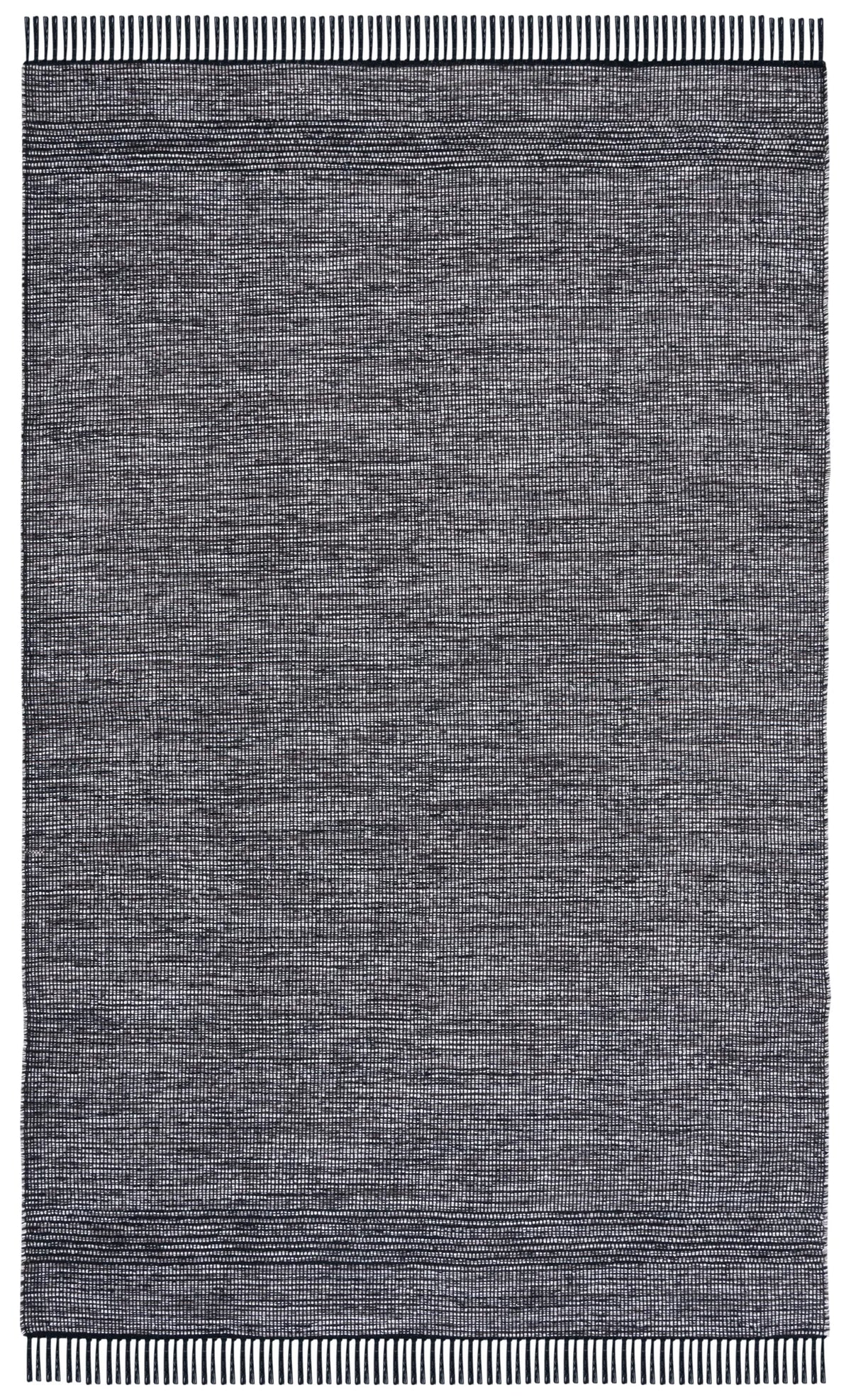 Safavieh Montauk 4'-0" x 6'-0" Rug in Charcoal / Black