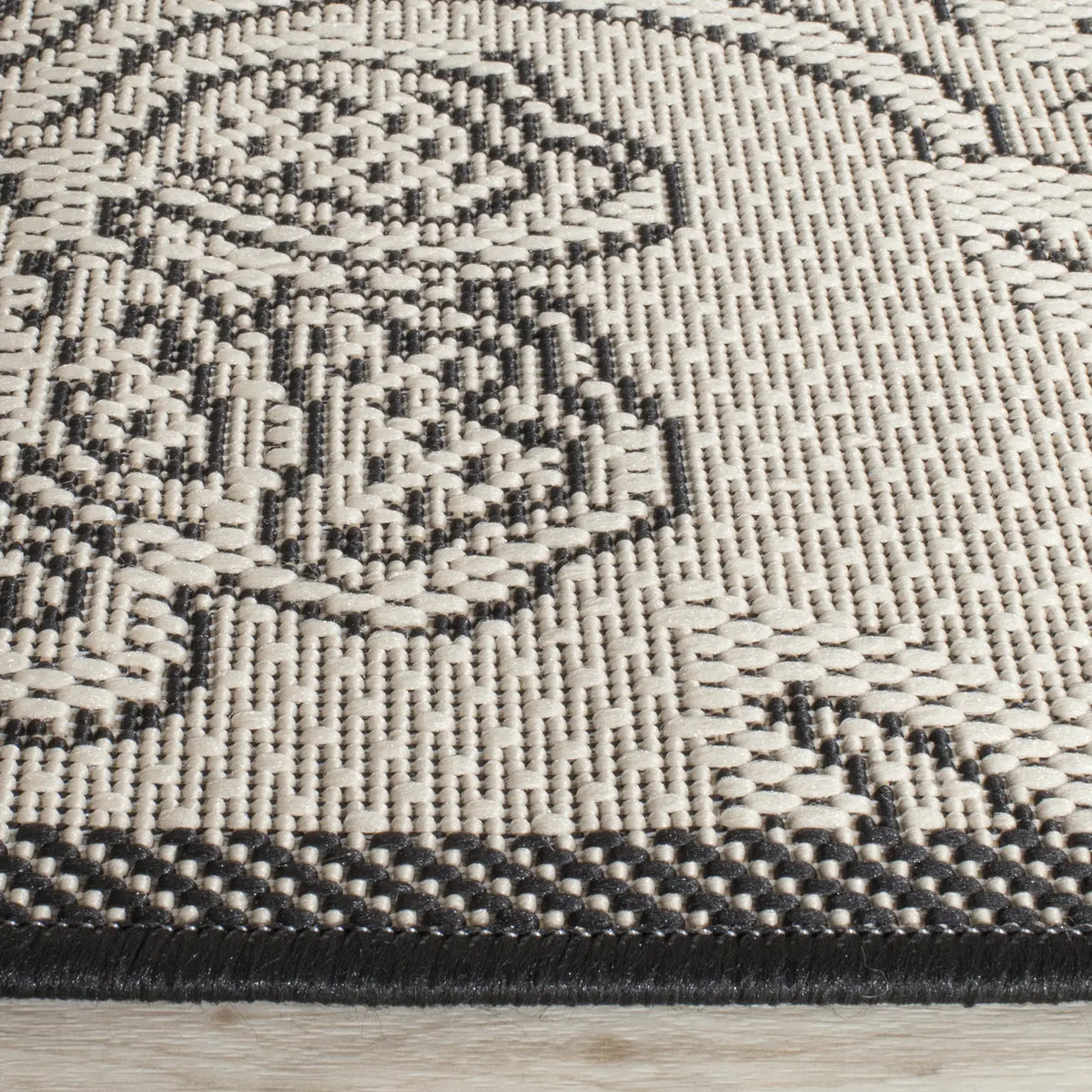 Safavieh Courtyard 2'-3" x 10'-0" Rug in Sand / Black
