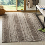 Safavieh Courtyard 4'-0" x 5'-7" Rug in Light Beige / Light Brown