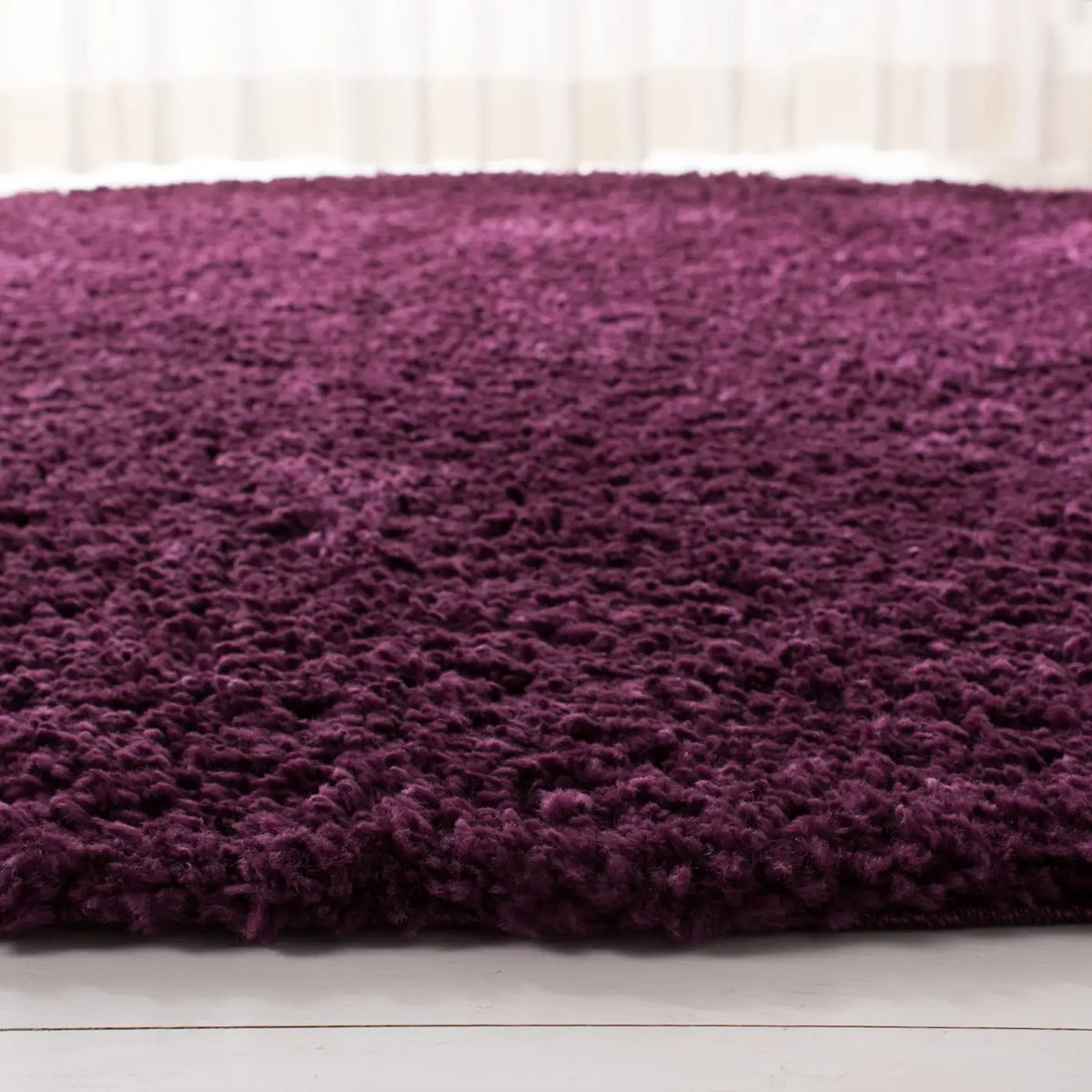 Safavieh August Shag 900 5'-3" x 5'-3" Rug in Purple