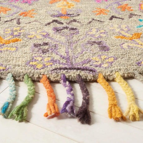 Safavieh Blossom 6'-0" x 6'-0" Rug in Grey / Multi
