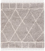 Safavieh Pro Lux Shag 400 6'-7" x 6'-7" Rug in Grey / Cream