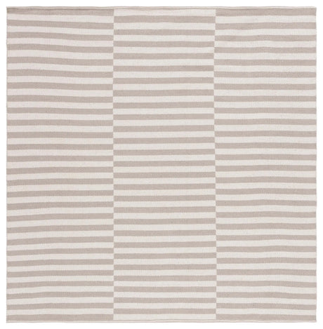 Safavieh Montauk 6'-0" x 6'-0" Rug in Ivory / Light Grey
