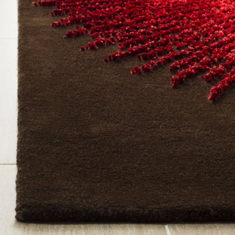Safavieh Soho 5'-0" x 8'-0" Rug in Brown / Red
