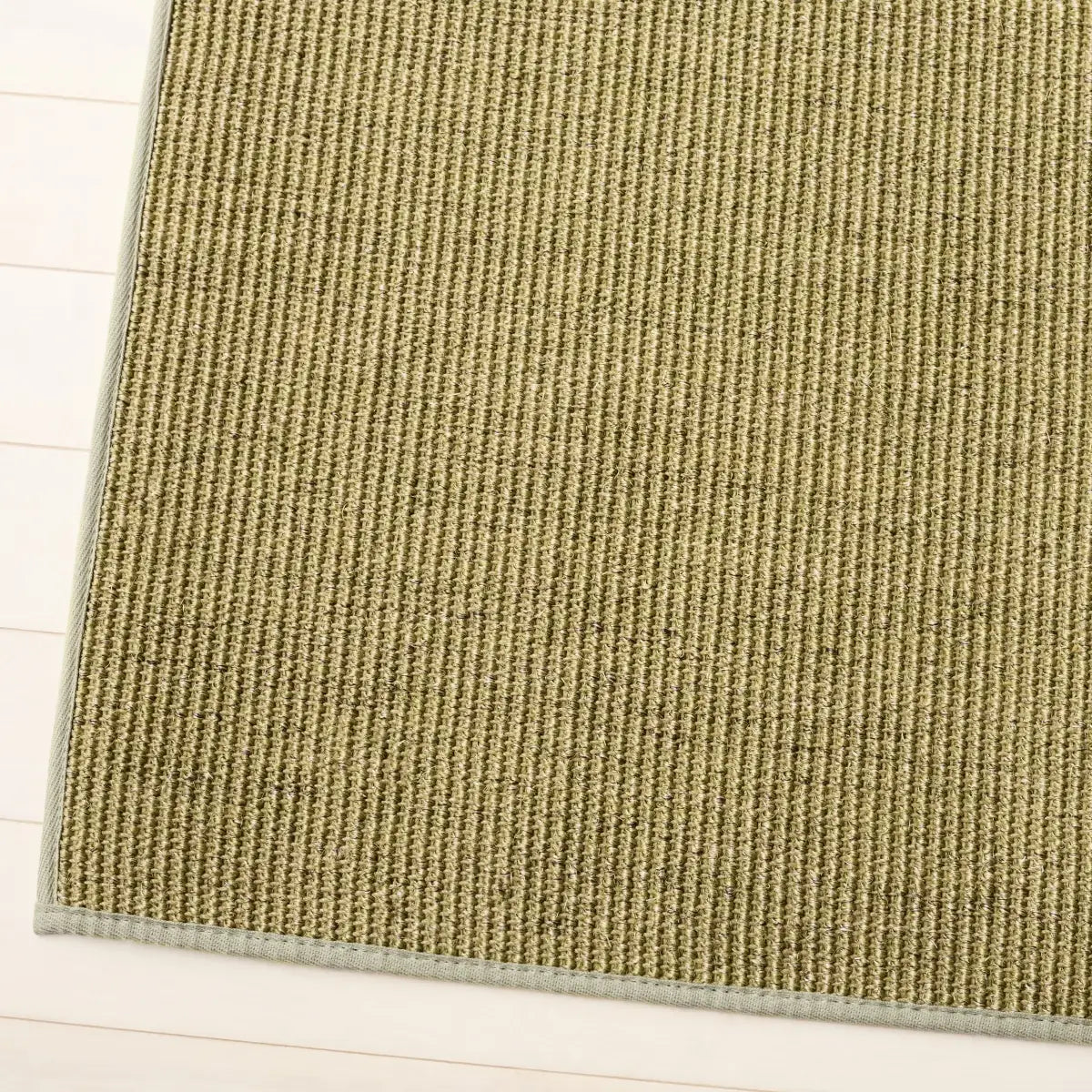 Safavieh Martha Stewart 8'-0" x 10'-0" Rug in Green