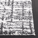 Safavieh Rumi Shag 4'-0" x 6'-0" Rug in Charcoal / Ivory
