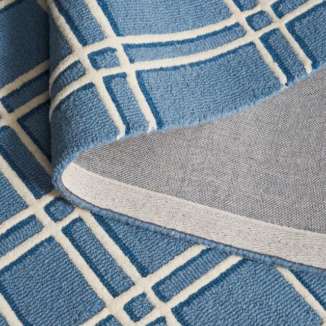 Safavieh Genre 4'-0" x 6'-0" Rug in Blue / Ivory