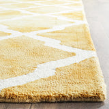 Safavieh Dip Dye 6'-0" x 9'-0" Rug in Gold / Ivory