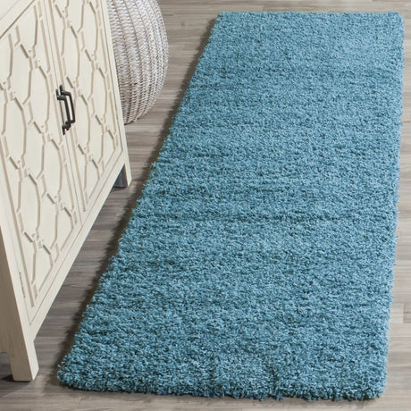 Safavieh Sgl-Laguna Shag 2'-3" x 10'-0" Rug in Turquoise