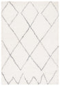 Safavieh Kenya 4'-0" x 6'-0" Rug in Ivory / Grey