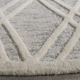 Safavieh Cambridge 6'-0" x 6'-0" Rug in Grey / Ivory