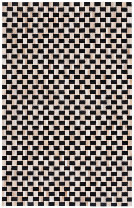 Safavieh Studio Leather 4'-0" x 6'-0" Rug in Black / Ivory