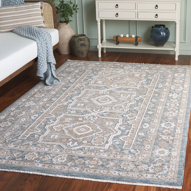 Safavieh Finley 4'-0" x 6'-0" Rug in Blue / Beige