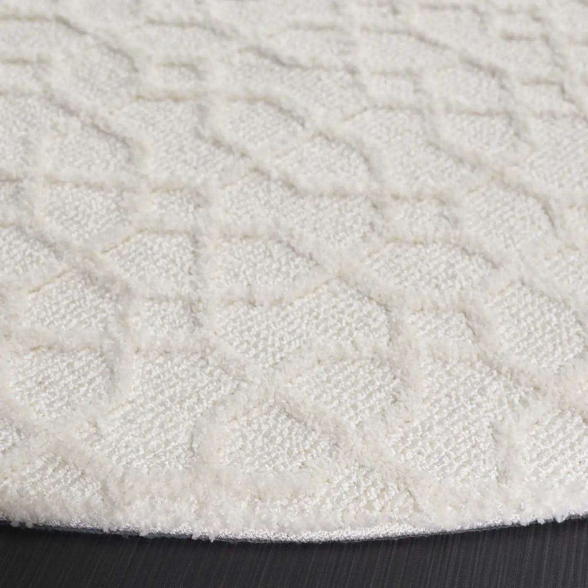Safavieh Audrey 6'-0" x 6'-0" Rug in Ivory