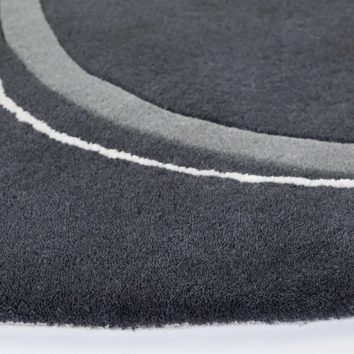 Safavieh Soho 6'-0" x 6'-0" Rug in Charcoal