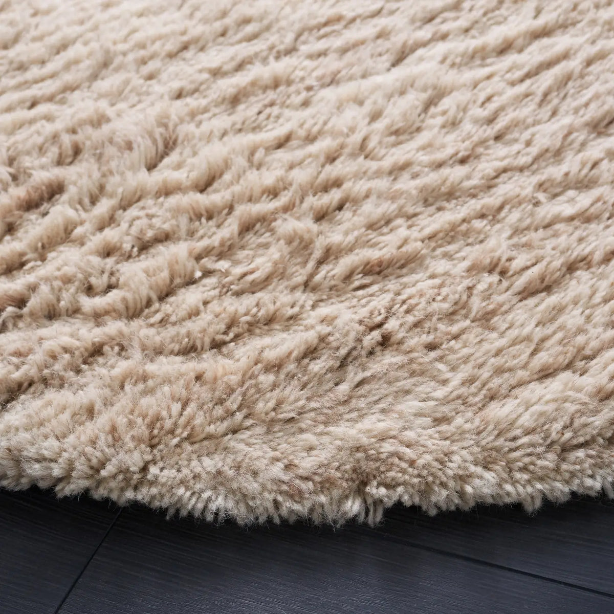 Safavieh Casablanca 6'-0" x 6'-0" Rug in Beige
