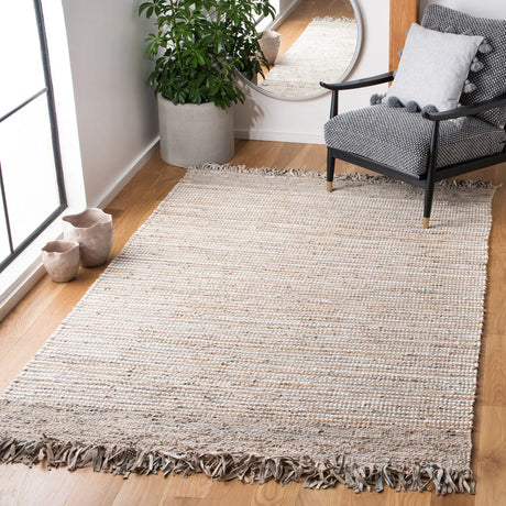 Safavieh Vintage Leather 5'-0" x 8'-0" Rug in Beige / Multi