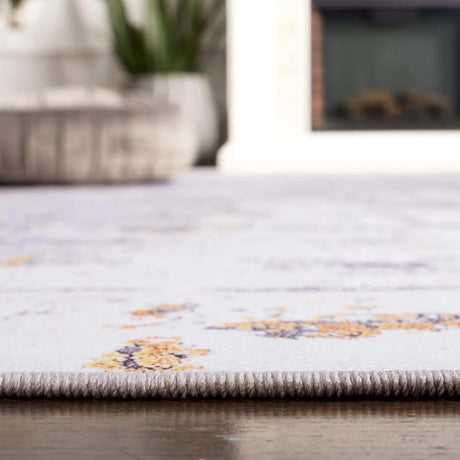 Safavieh Tacoma 4'-0" x 6'-0" Rug in Grey / Gold