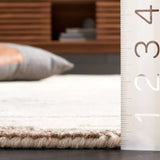 Safavieh Ebony 4'-0" x 6'-0" Rug in Ivory / Grey