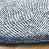 Safavieh Soho 6'-0" x 6'-0" Rug in Dark Grey / Ivory