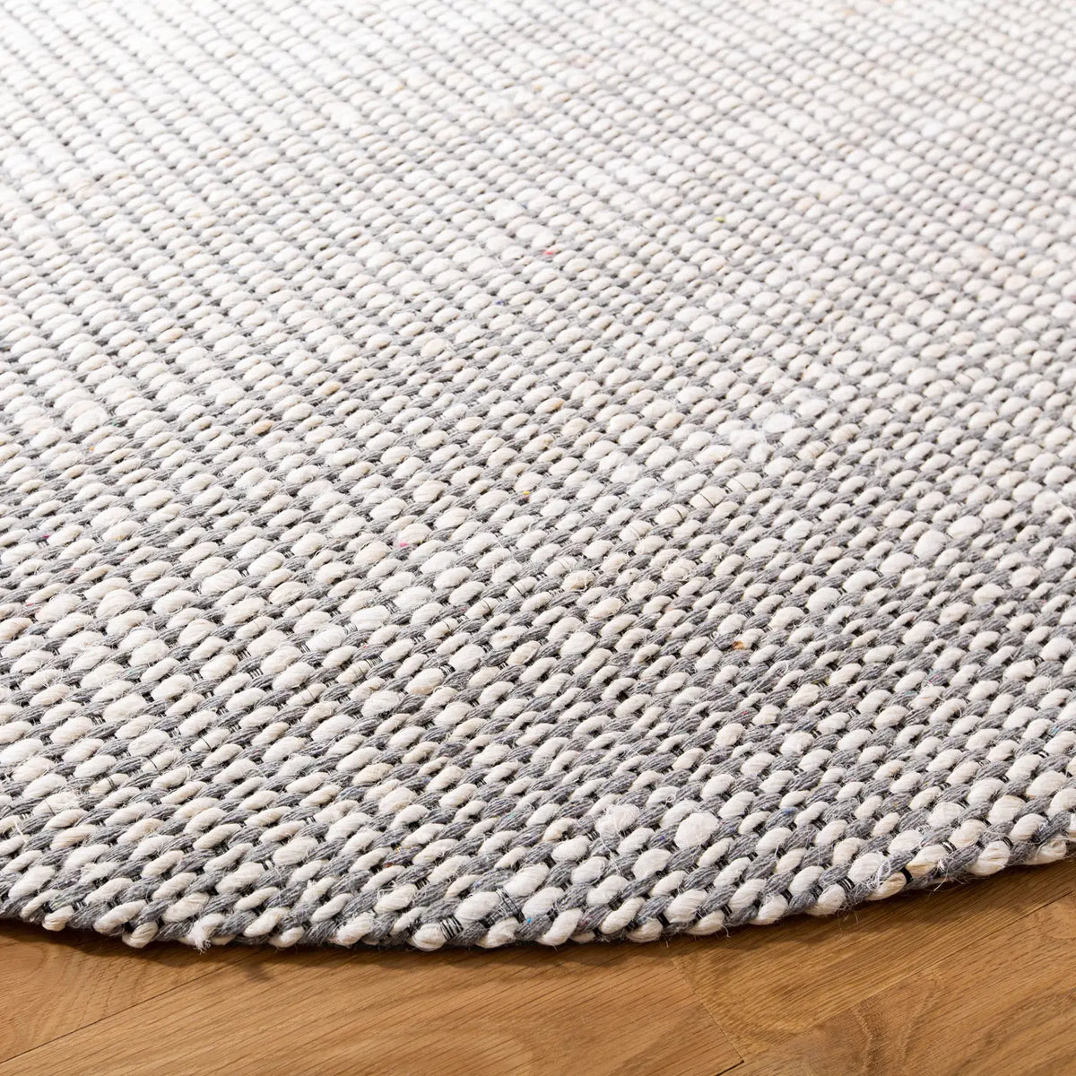 Safavieh Marbella 6'-0" x 6'-0" Rug in Ivory