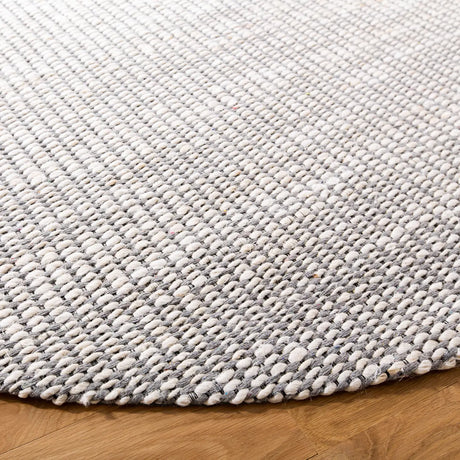 Safavieh Marbella 6'-0" x 6'-0" Rug in Ivory