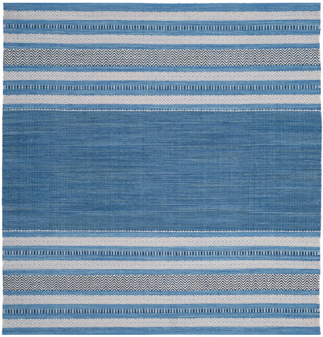 Safavieh Montauk 6'-0" x 6'-0" Rug in Blue / Grey