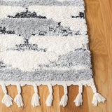 Safavieh Moroccan Tassel Shag 4'-0" x 6'-0" Rug in Grey / Ivory