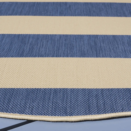 Safavieh Courtyard 6'-7" x 6'-7" Rug in Beige / Blue