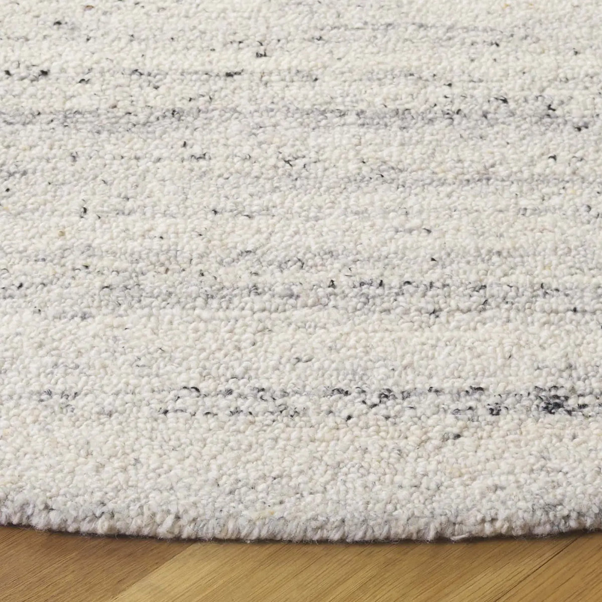 Safavieh Kenya 6'-0" x 6'-0" Rug in Brown / Beige