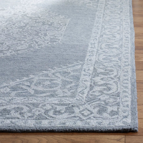 Safavieh Micro-Loop 5'-0" x 8'-0" Rug in Grey