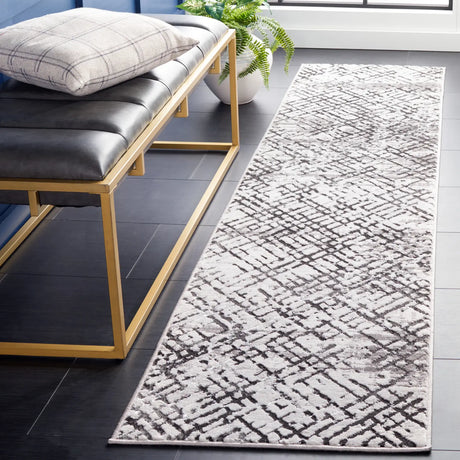 Safavieh Amelia 2'-0" x 8'-0" Rug in Grey / Charcoal