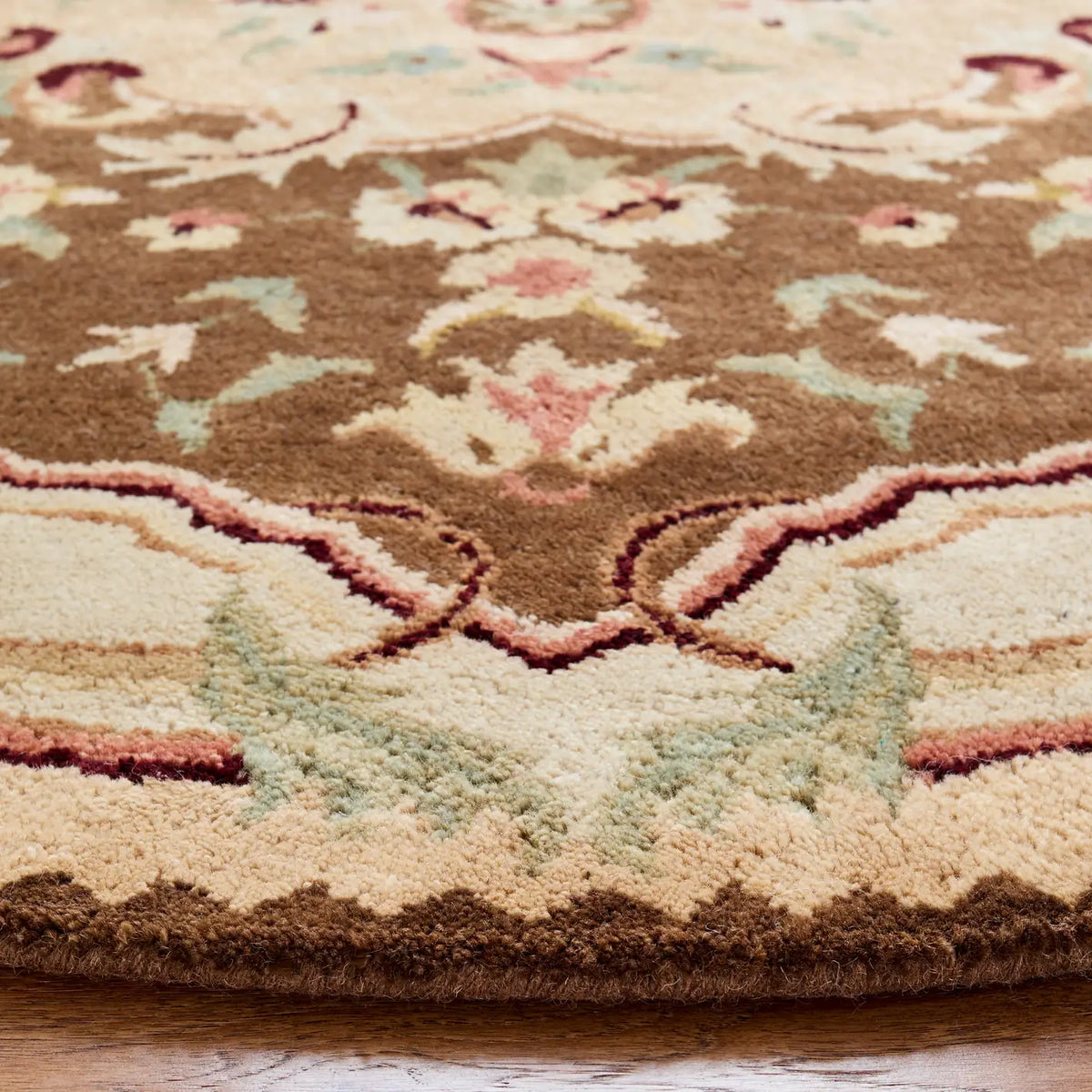 Safavieh Empire 6'-0" x 6'-0" Rug in Brown / Beige