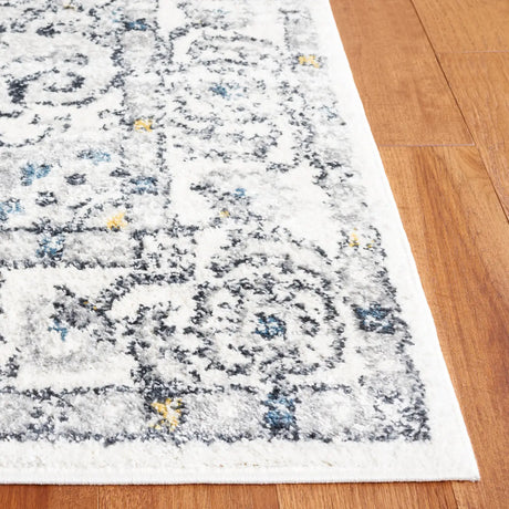 Safavieh Layla 4'-5" x 6'-5" Rug in Ivory Grey / Charcoal