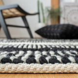 Safavieh Natura 4'-0" x 6'-0" Rug in Black / Ivory