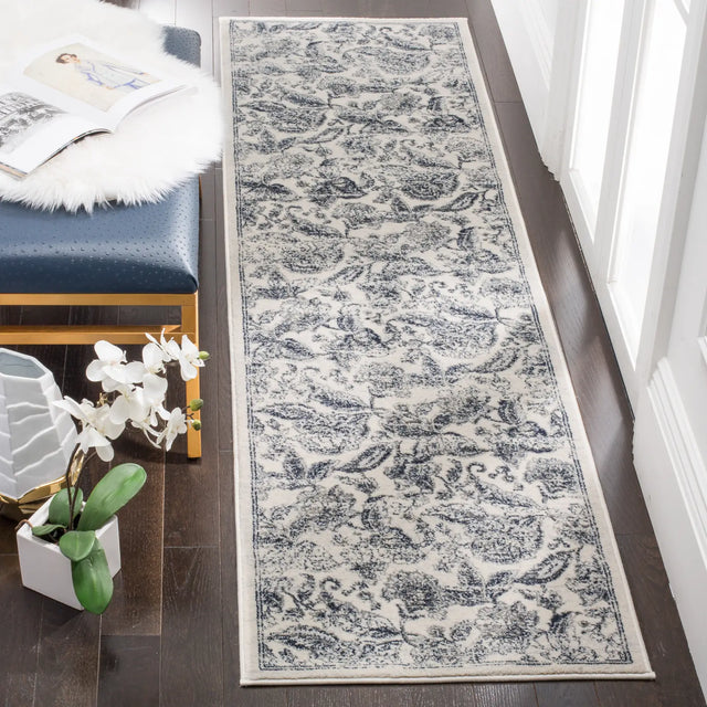 Safavieh Carnegie 2'-3" x 8'-0" Rug in Cream / Light Grey