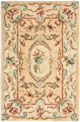 Safavieh Bergama 2'-0" x 3'-0" Rug in Light Gold / Beige