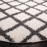 Safavieh Sgd-Dallas Shag 6'-0" x 6'-0" Rug in Ivory / Dark Grey
