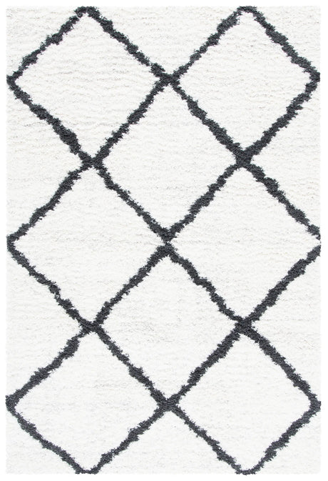 Safavieh August Shag 500 5'-5" x 7'-7" Rug in Ivory / Black