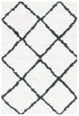 Safavieh August Shag 500 5'-5" x 7'-7" Rug in Ivory / Black