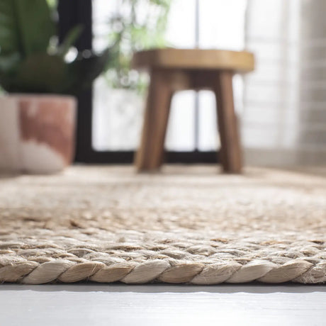 Safavieh Natural Fiber 4'-0" x 6'-0" Rug in Natural