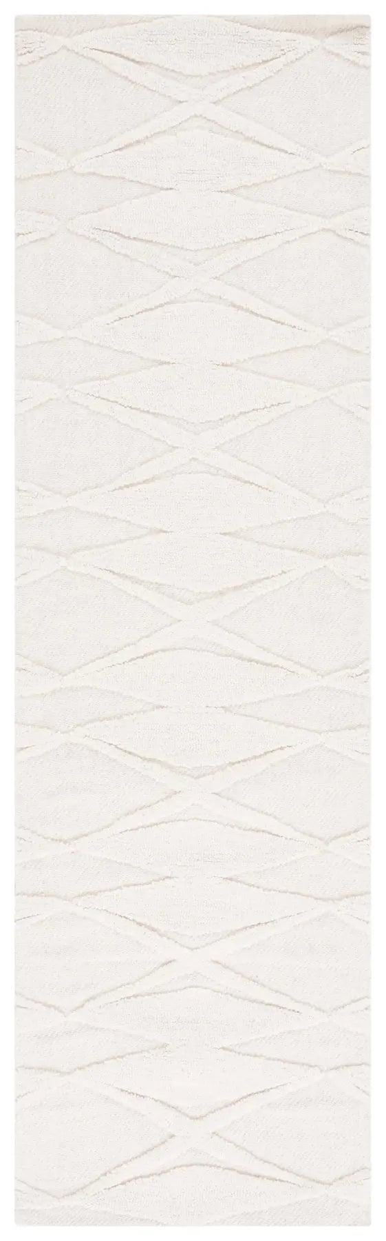 Safavieh Chatham 2'-3" x 8'-0" Rug in Ivory
