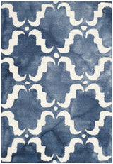 Safavieh Dip Dye 2'-0" x 3'-0" Rug in Navy / Ivory