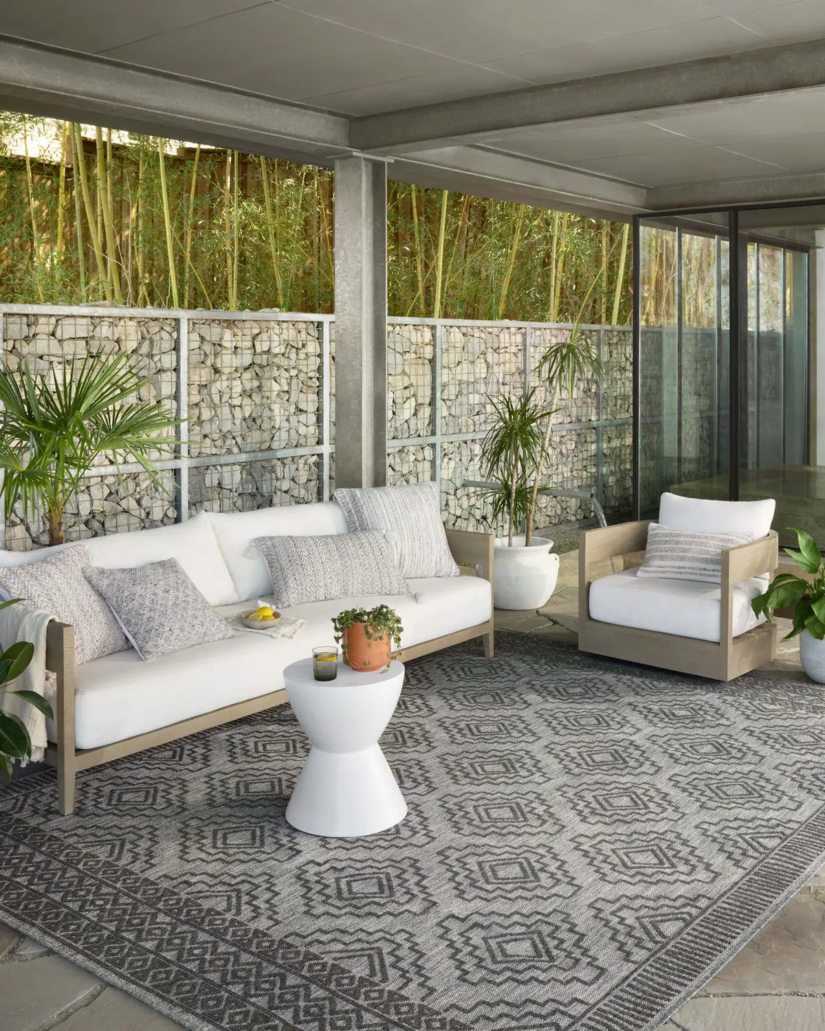Loloi Rainier Rai-06 Grey/Charcoal Rug - room scene 1